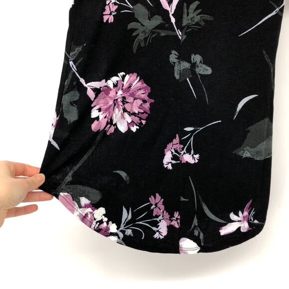 Dynamite black purple floral V-Neck casual t-shirt XS - Picture 10 of 12